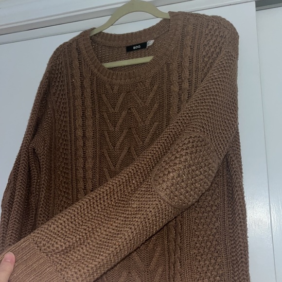 BDG fisherman style sweater - good condition, size M - Picture 3 of 3